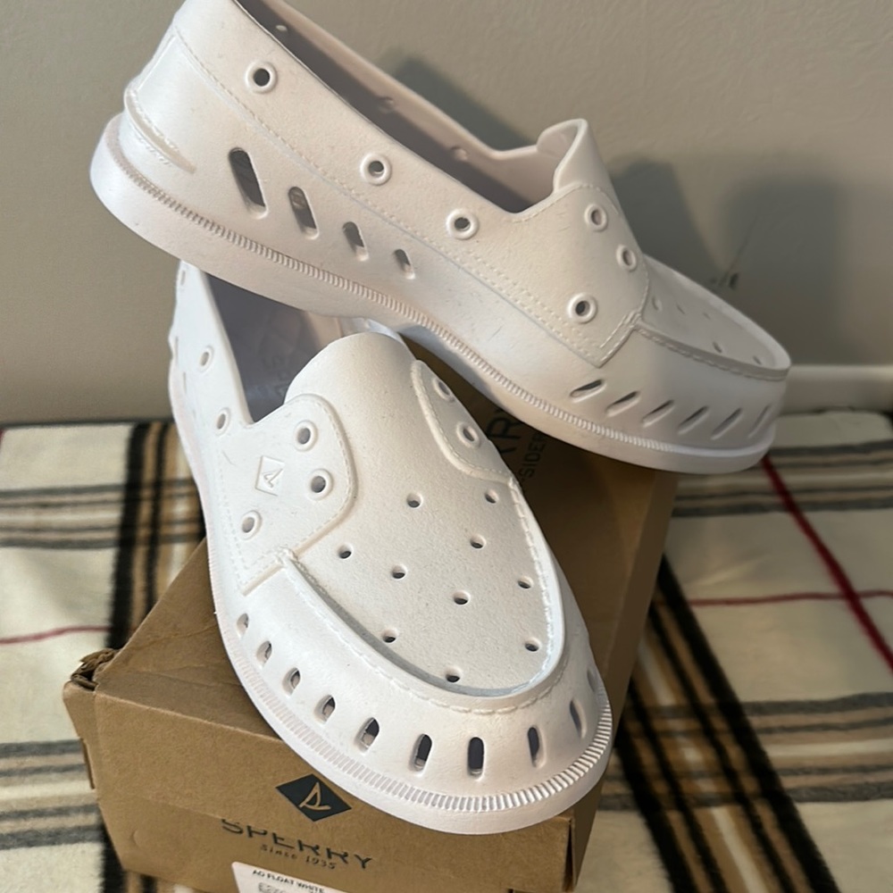 ⭐️New In Box⭐️ Sperry AO Float Boat Shoe